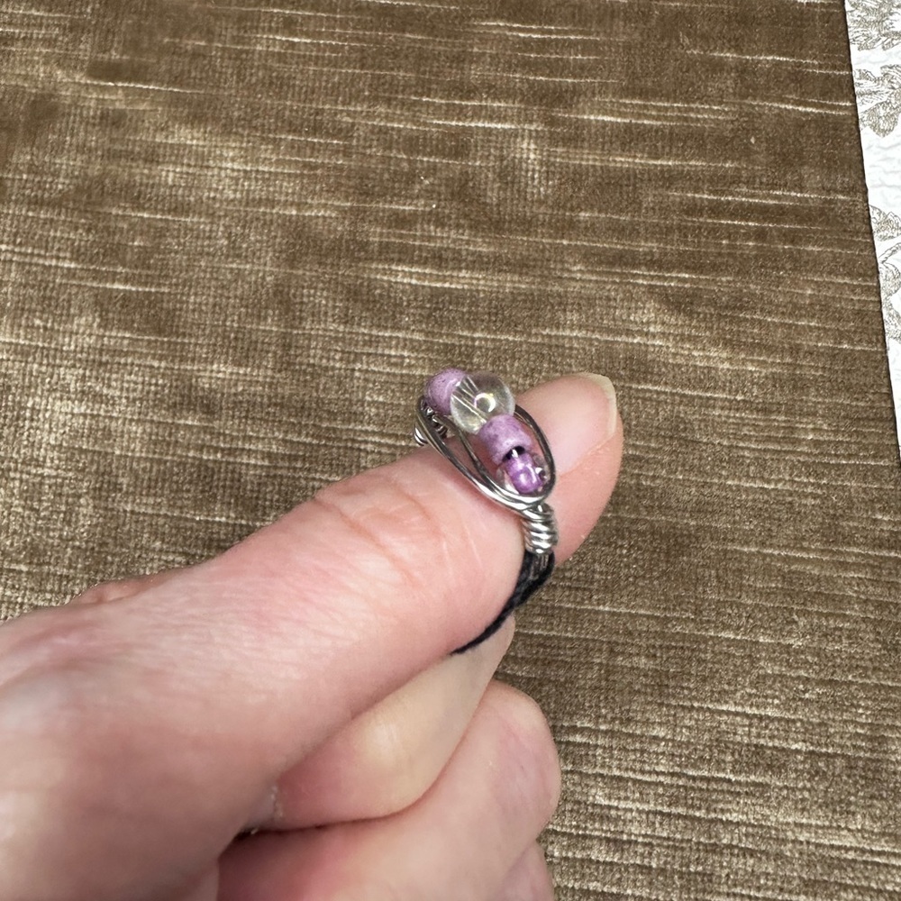 Handmade Ring purple beads - Picture 7 of 9